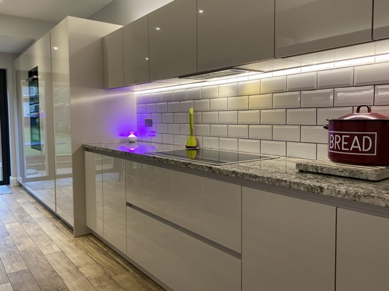Schuller Uni Gloss Sand Grey