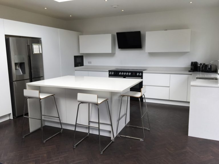 Arrital Matt Lacquer White