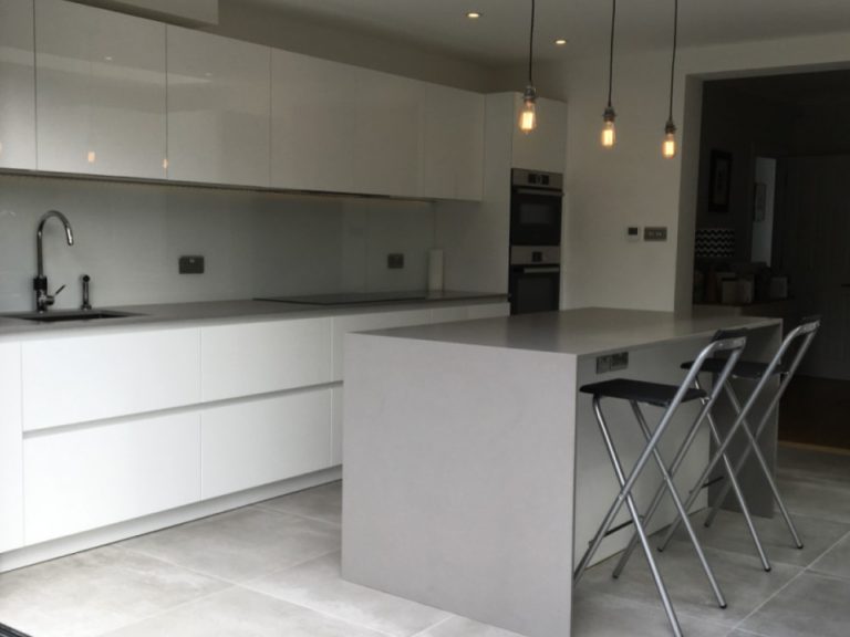 Arrital Gloss Lacquer White