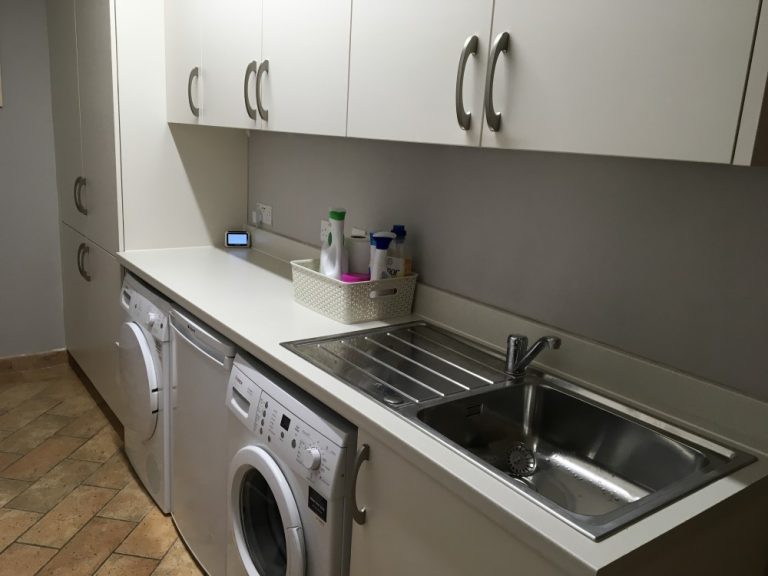 Schuller Matt Lacquer White