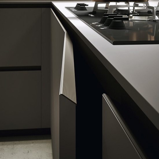 30&deg; Door Profile With Grip