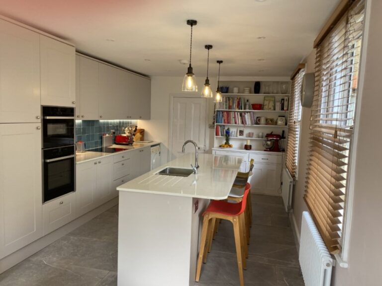 Classic Solent Kashmir White