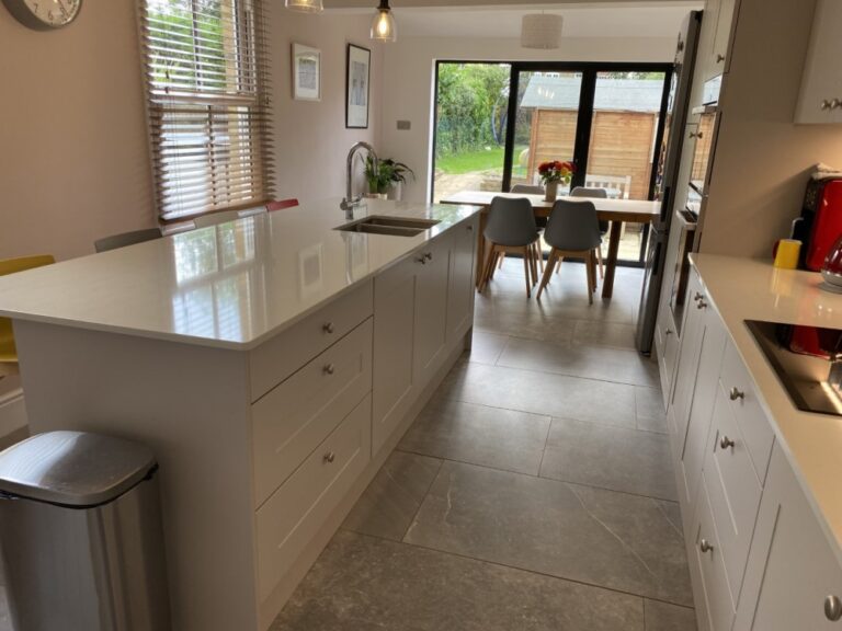 Classic Solent Kashmir White