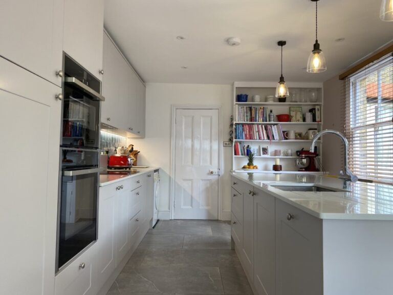 Classic Solent Kashmir White